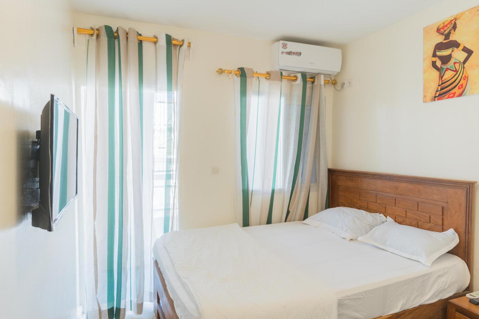 Residence Kane Diallo- Appartements Elegants Et Centraux A Dakar Esterno foto