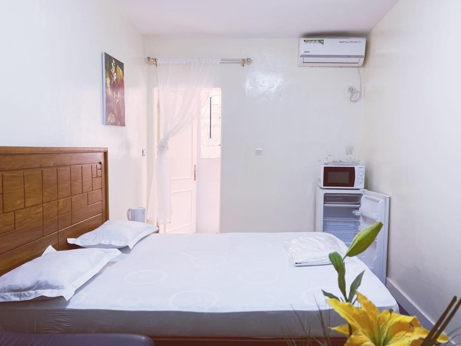 Residence Kane Diallo- Appartements Elegants Et Centraux A Dakar Esterno foto