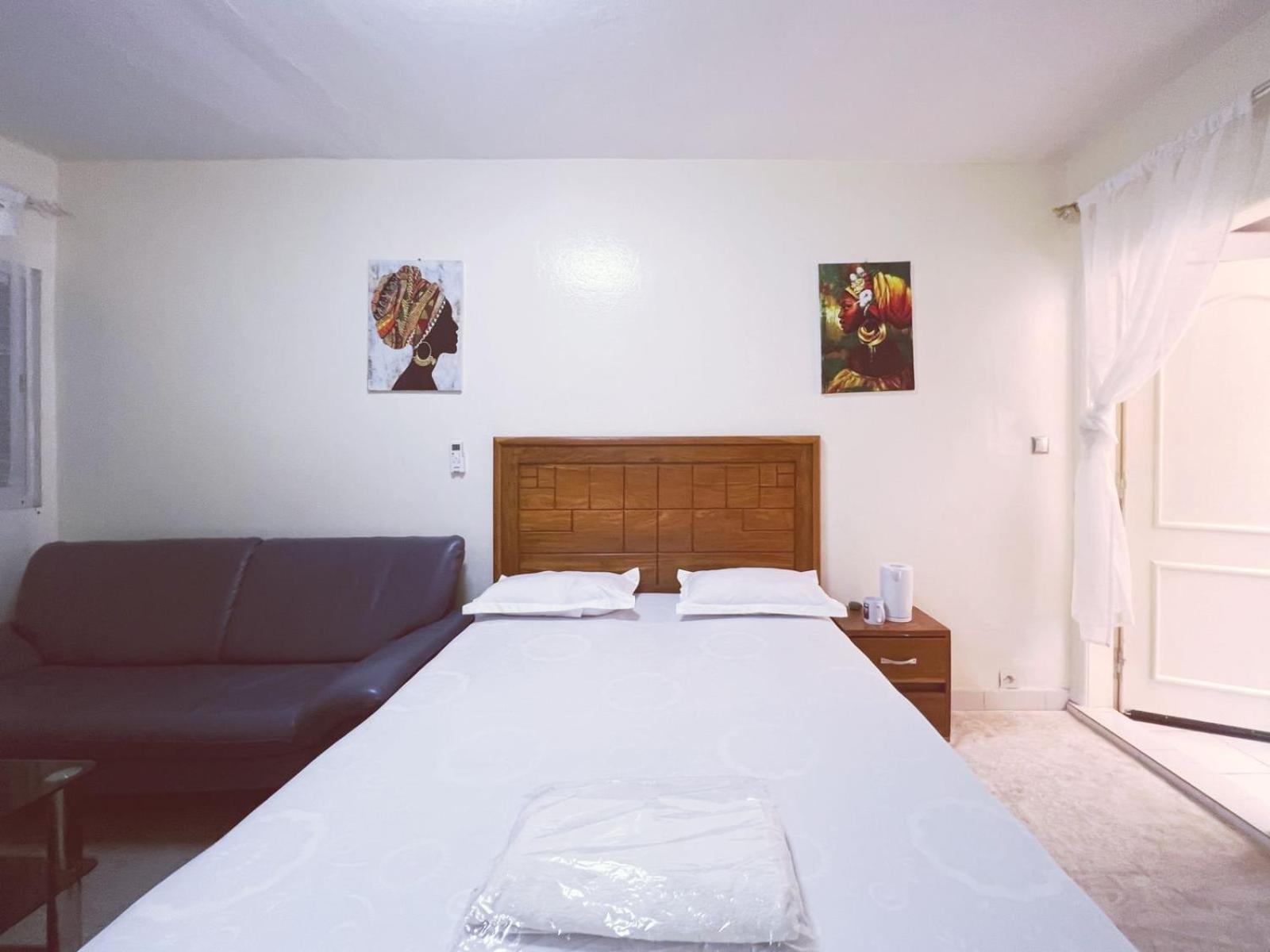 Residence Kane Diallo- Appartements Elegants Et Centraux A Dakar Esterno foto