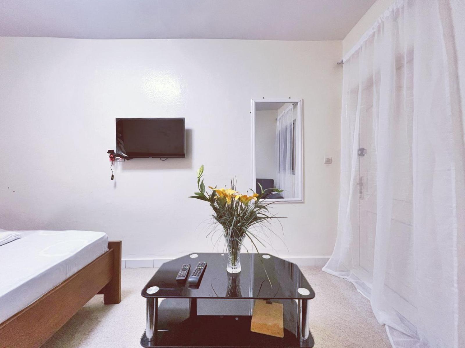 Residence Kane Diallo- Appartements Elegants Et Centraux A Dakar Esterno foto
